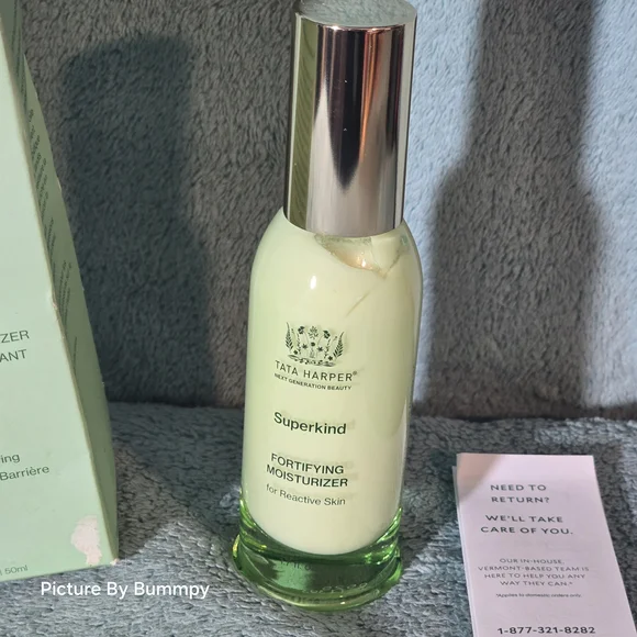 Tata Harper Superkind Fortifying Moisturizer - Green - Picture 7 of 8